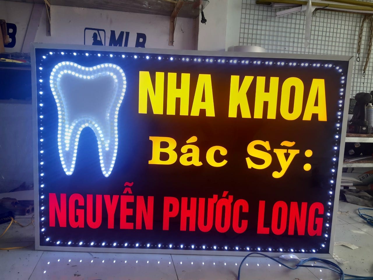Hộp Đèn LED Là Gì? Giải Pháp Bảng Hiệu Quảng Cáo Hiệu Quả Cho Nhiều Ngành Nghề